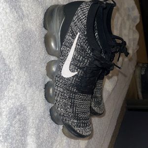 Well loved Nike vapor max